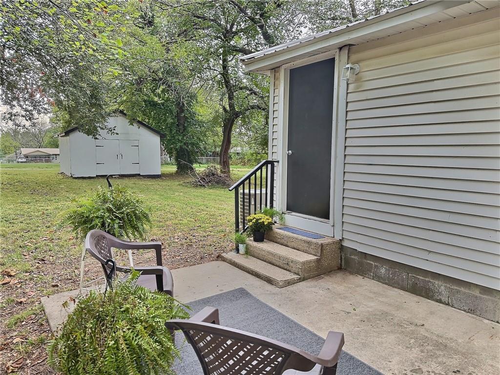 705 N Clay Street Property Photo 30
