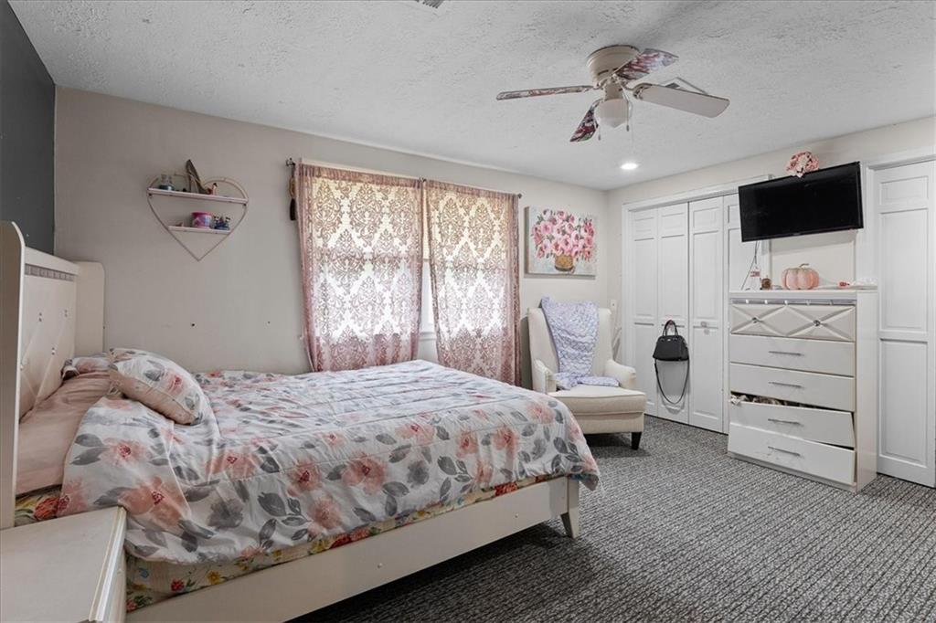 7007 Lakeshore Drive Property Photo 15