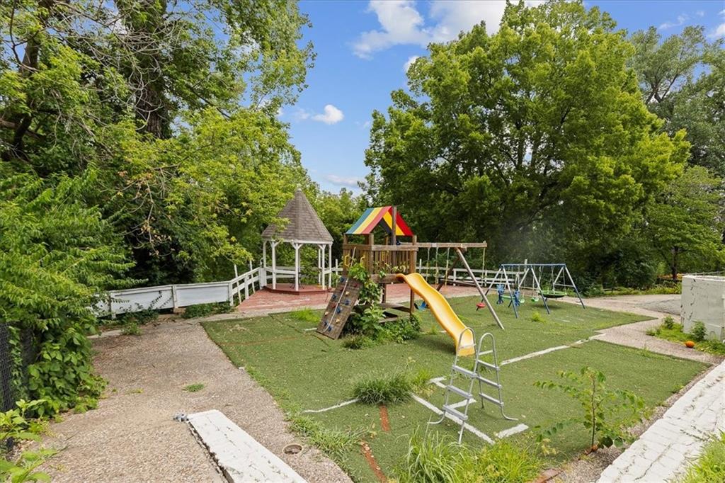 7007 Lakeshore Drive Property Photo 25
