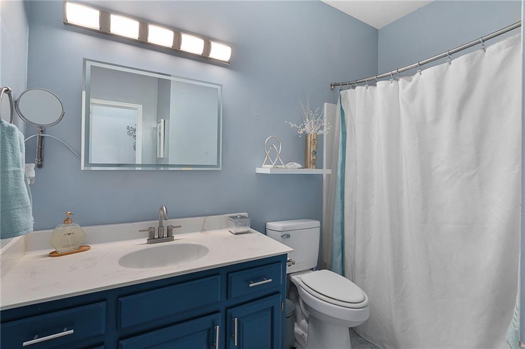 8705 N Carson Avenue Property Photo 18