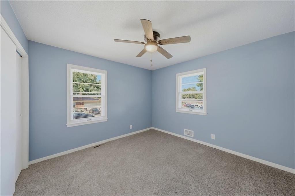 3017 S Hall Road Property Photo 16