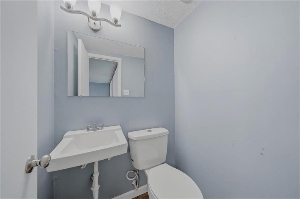 3017 S Hall Road Property Photo 22