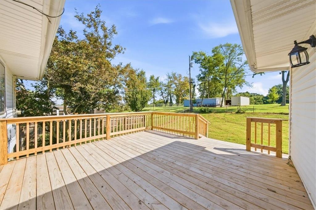 3017 S Hall Road Property Photo 23