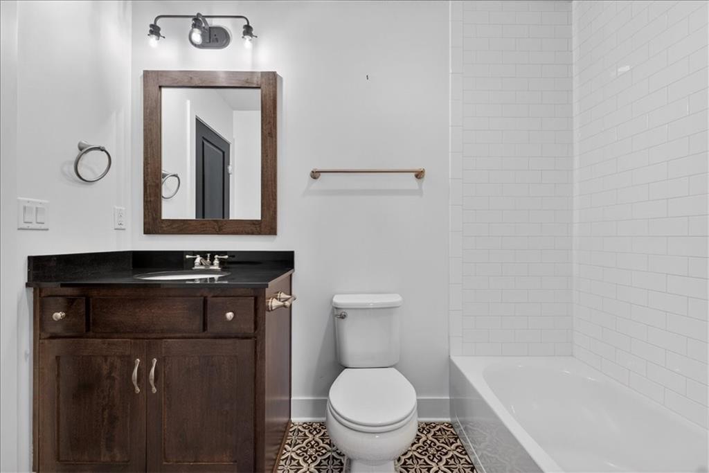 1016 Bridgeshire Drive Property Photo 26