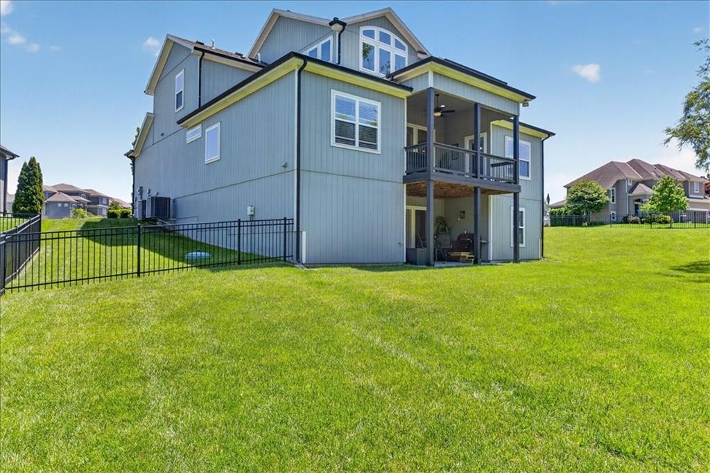1016 Bridgeshire Drive Property Photo 38