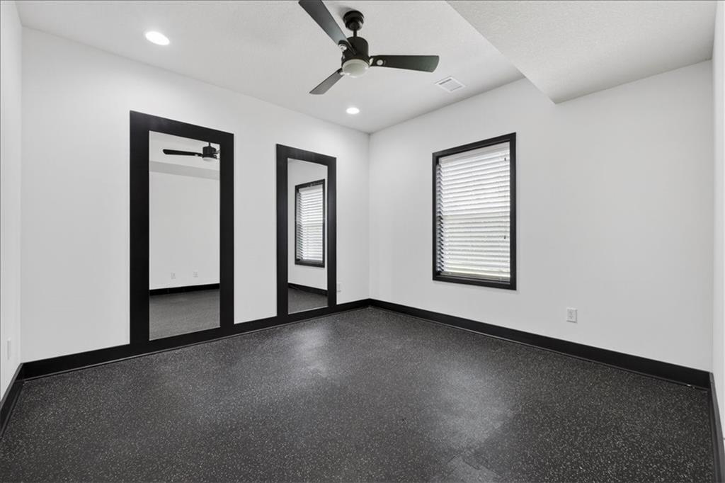 1016 Bridgeshire Drive Property Photo 40