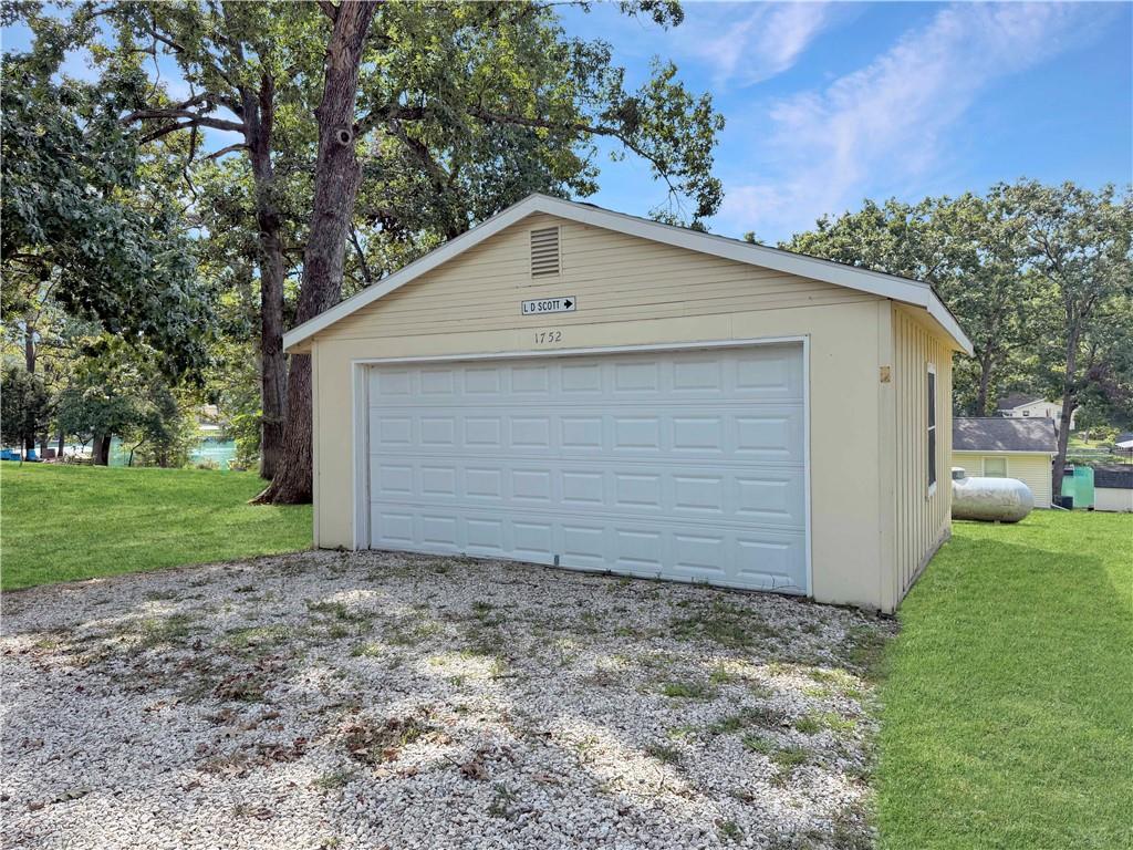 1752 Sagrada Road Property Photo 21