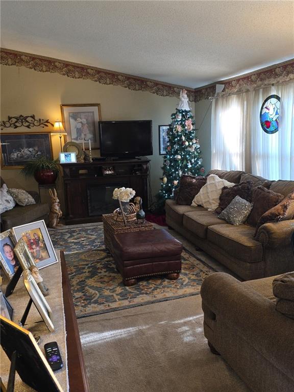 621 Cimarron Trail Property Photo 3
