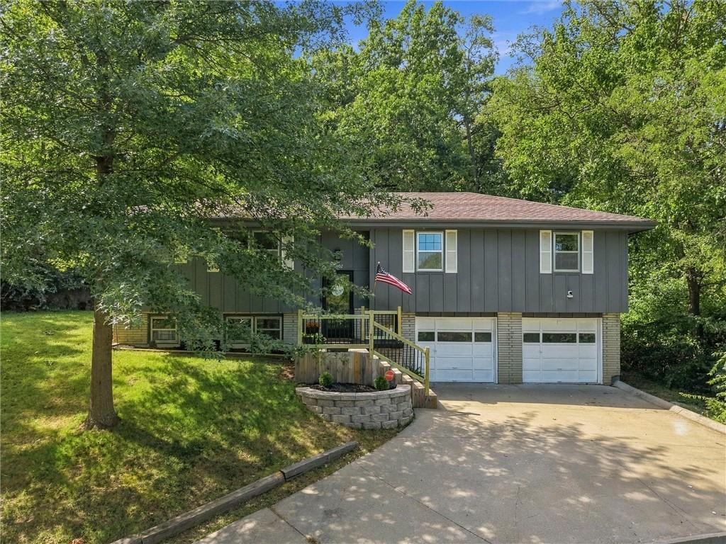1602 Westwood Drive Property Photo