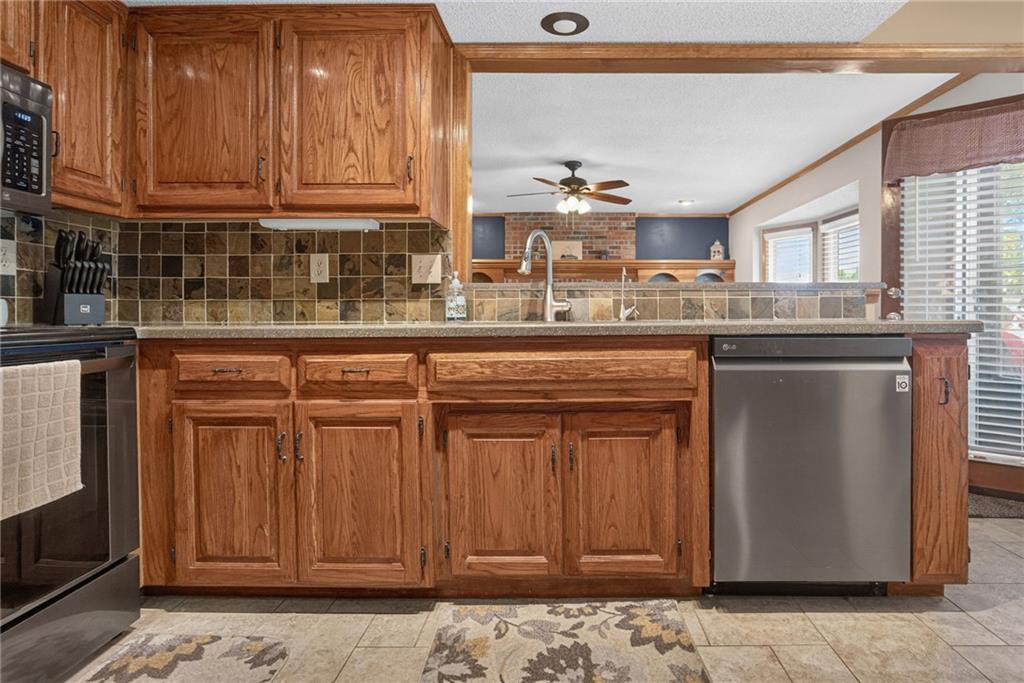 732 N Persimmon Drive Property Photo 16