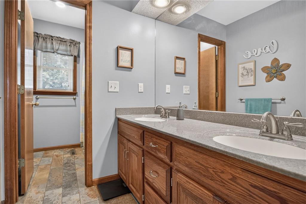 732 N Persimmon Drive Property Photo 39