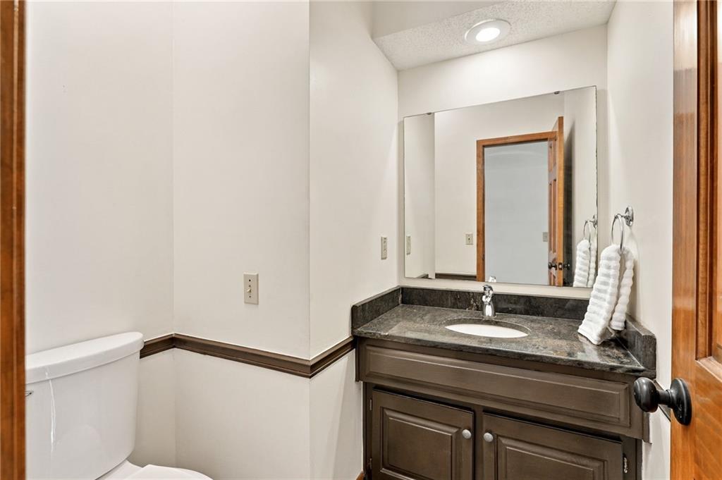17555 W 112th Street Property Photo 11