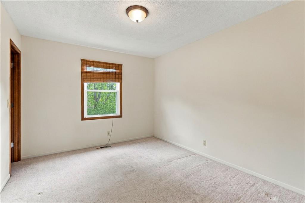17555 W 112th Street Property Photo 21