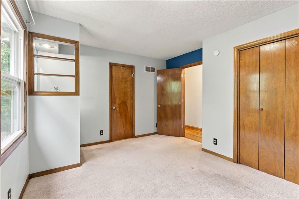 17555 W 112th Street Property Photo 25