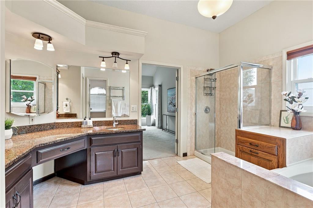 17555 W 112th Street Property Photo 33