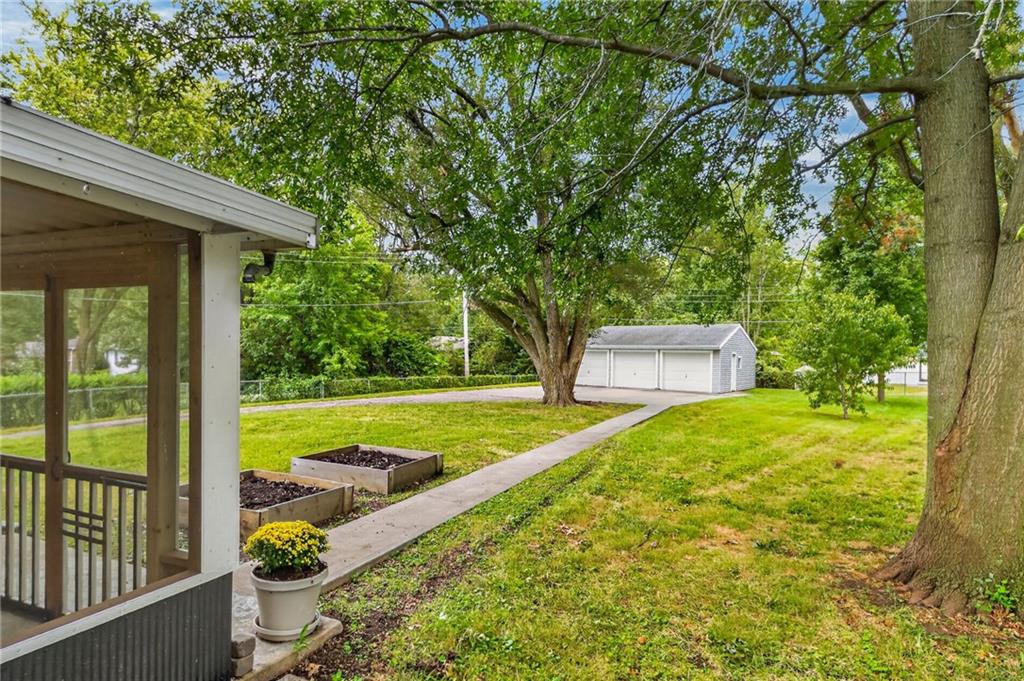 5402 Frederick Avenue Property Photo 6