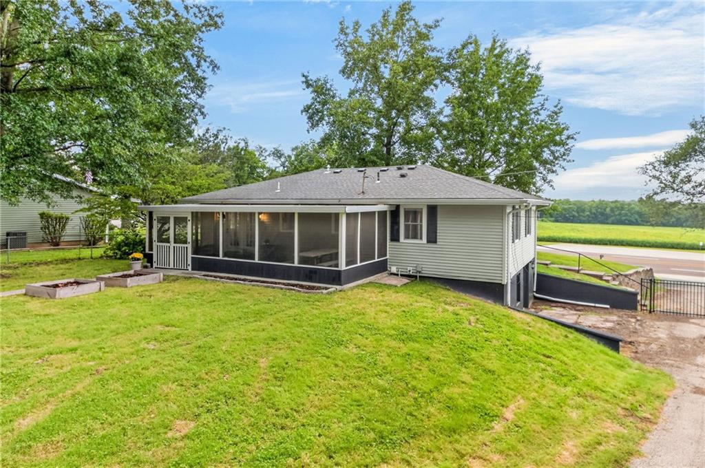 5402 Frederick Avenue Property Photo 11