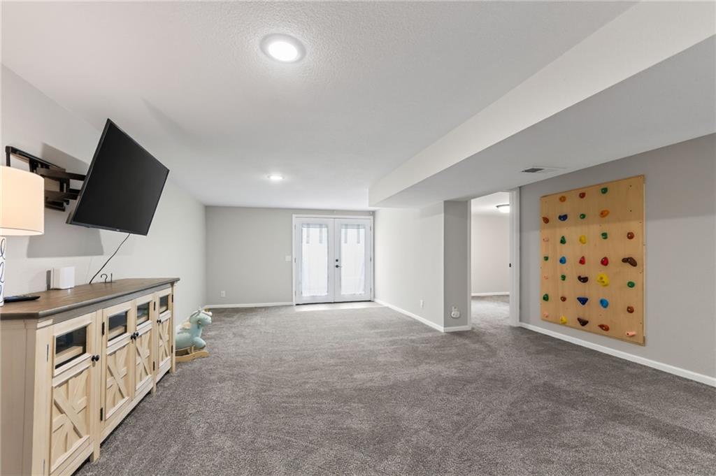 5402 Frederick Avenue Property Photo 33