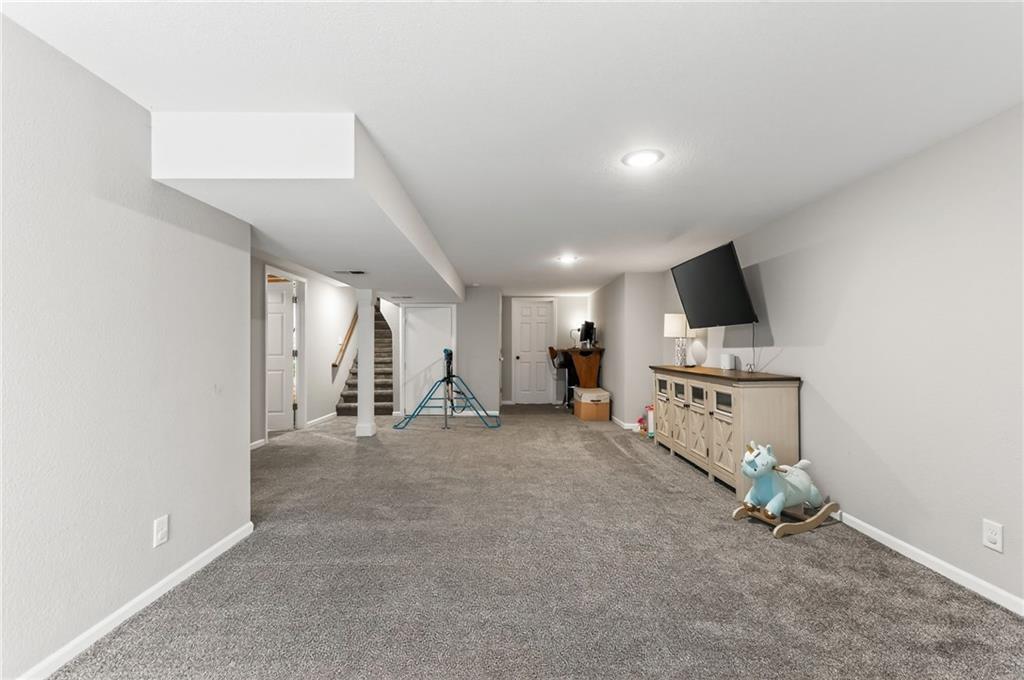 5402 Frederick Avenue Property Photo 34