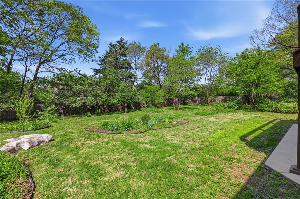 2400 Orchard Lane Property Photo 34
