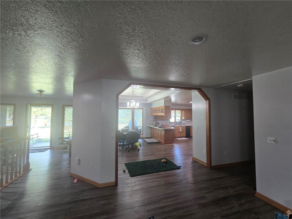 529 Se Dd Highway Property Photo 4