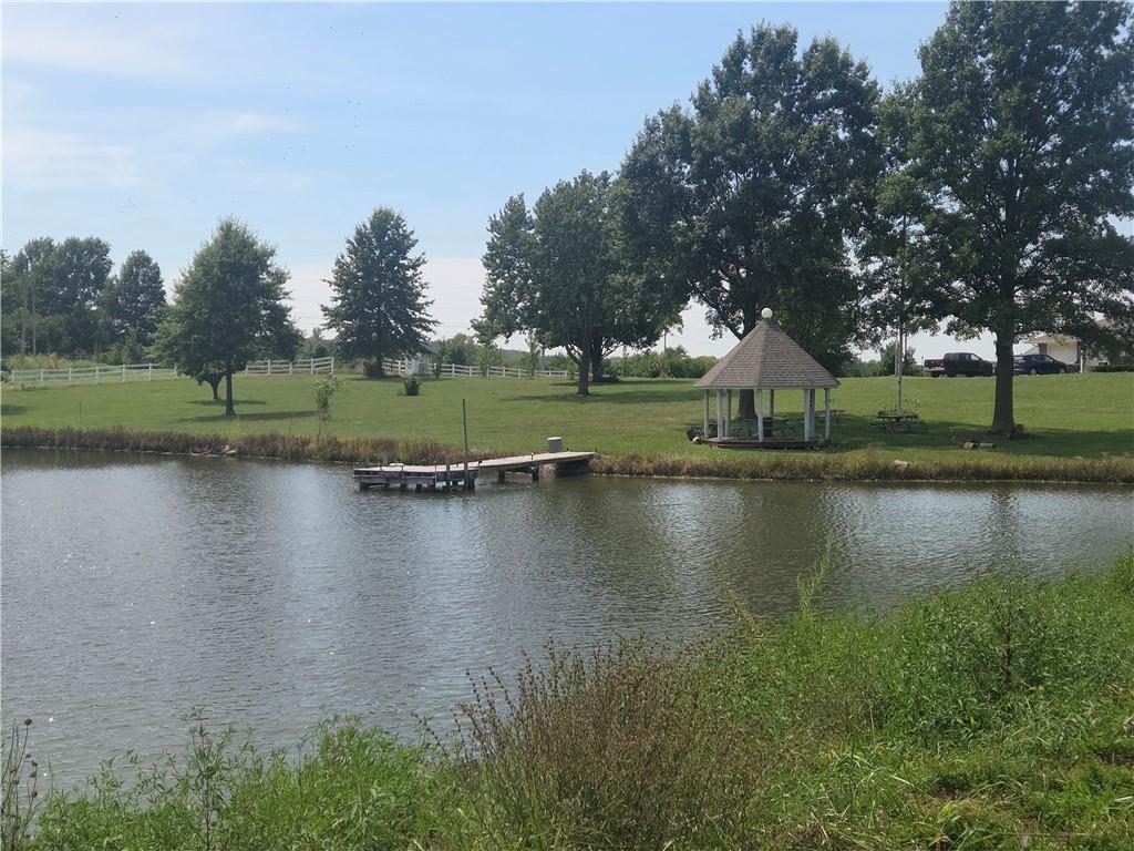 529 Se Dd Highway Property Photo 33