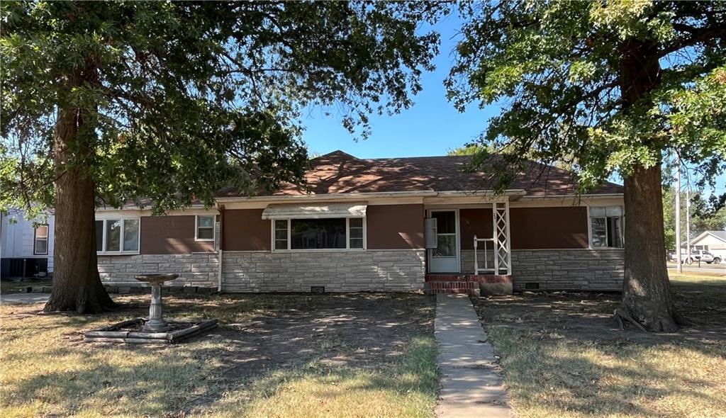 201 6th Street Property Photo 1