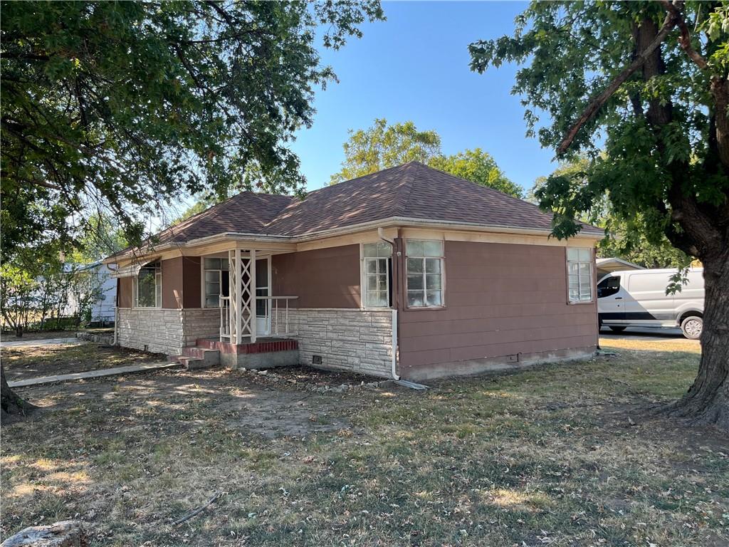 201 6th Street Property Photo 2