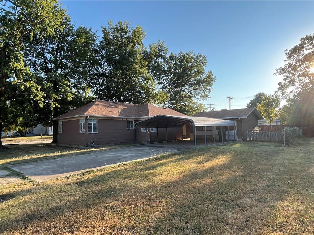 201 6th Street Property Photo 3