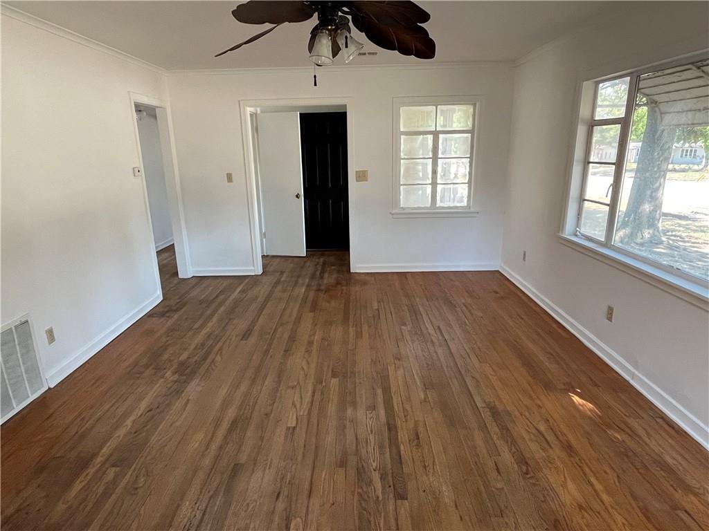 201 6th Street Property Photo 10