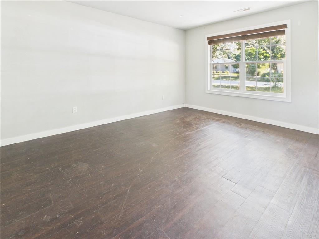 2705 Rosebud Circle Property Photo 6