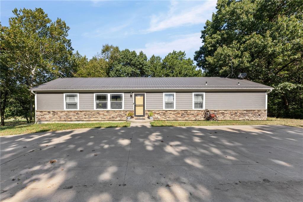 1675 Jackson Road Property Photo 3