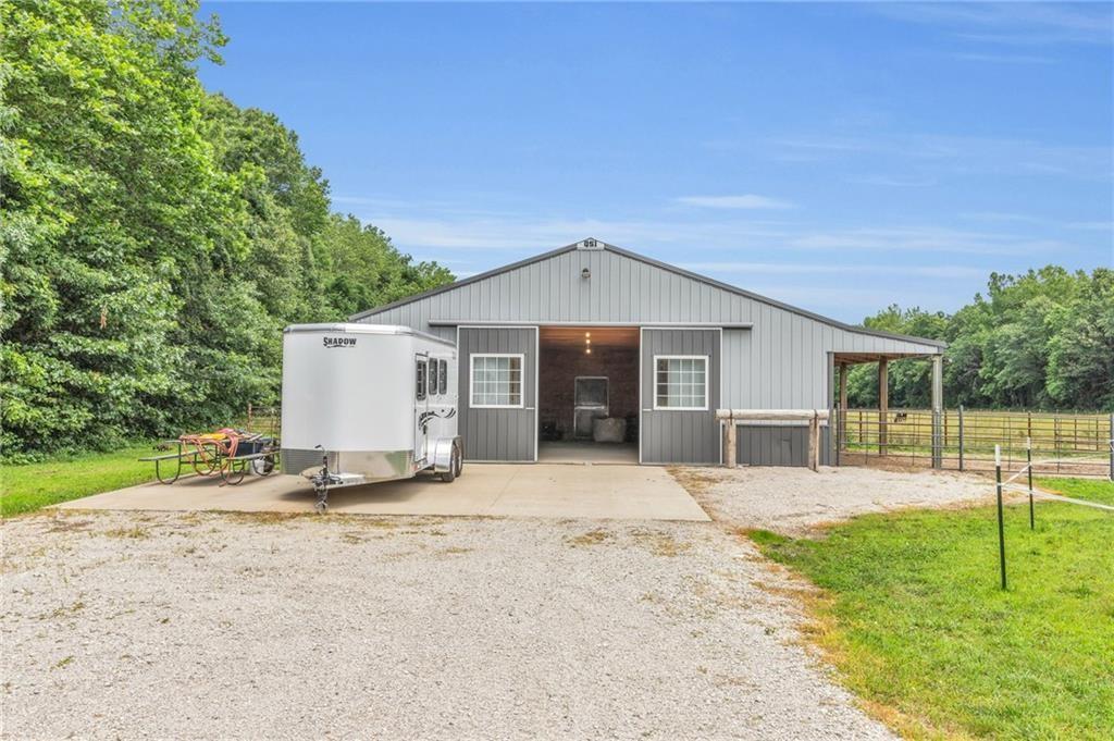 1675 Jackson Road Property Photo 9