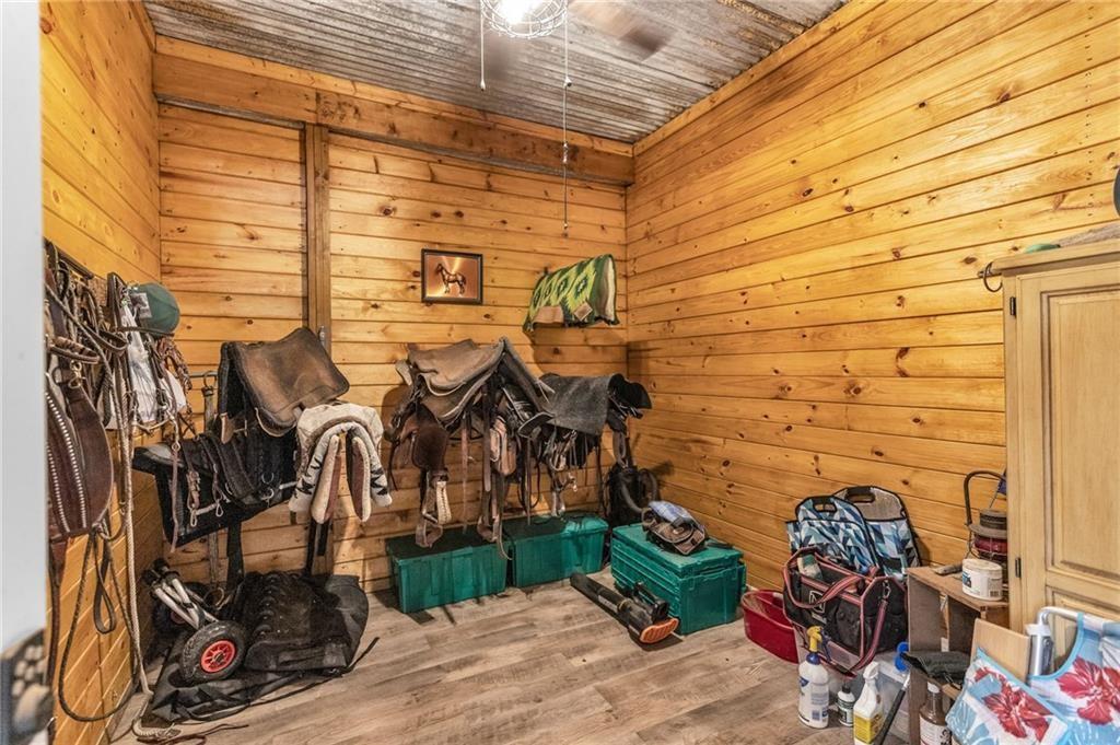 1675 Jackson Road Property Photo 12