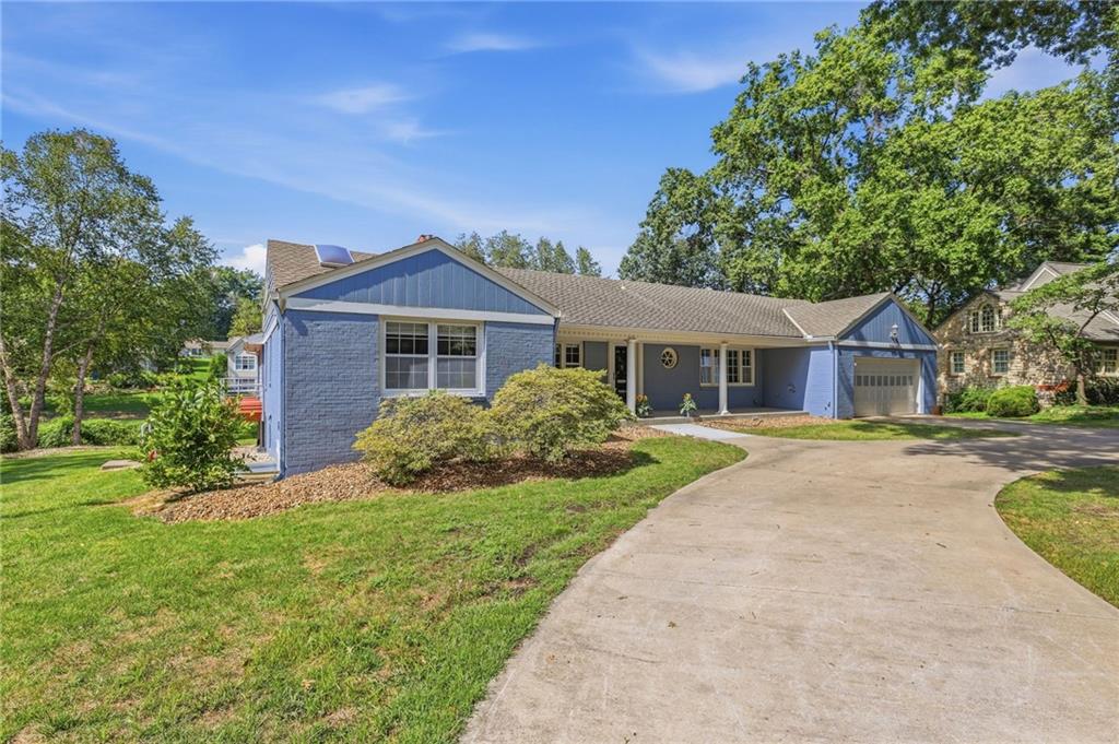 8406 Ensley Lane Property Photo 3