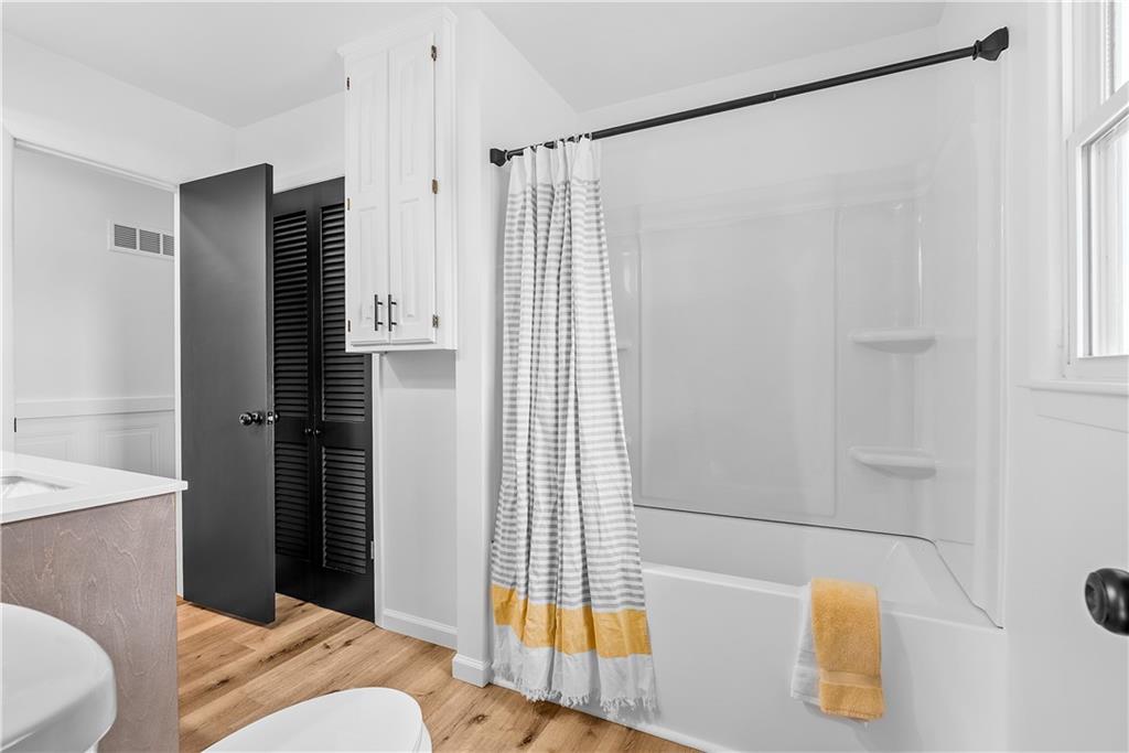 15412 E 42nd Place Property Photo 31