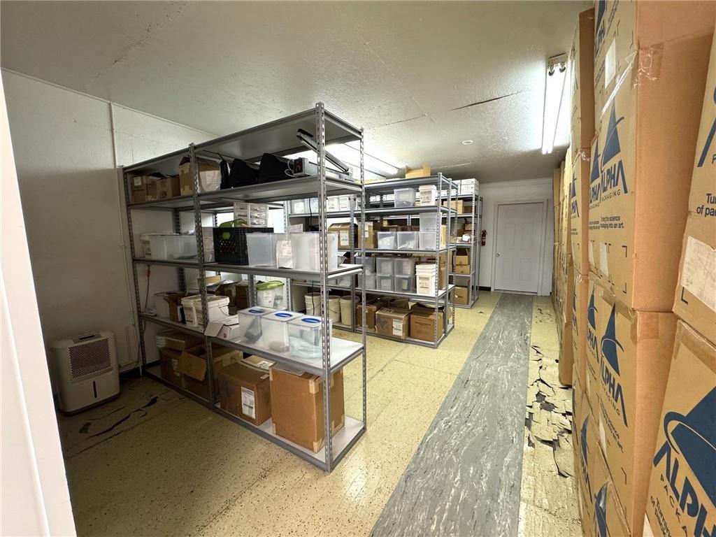 205 N Main Street Property Photo 15