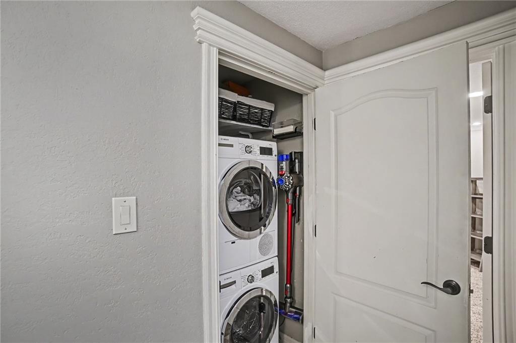 1111 W 46th Street Property Photo 10