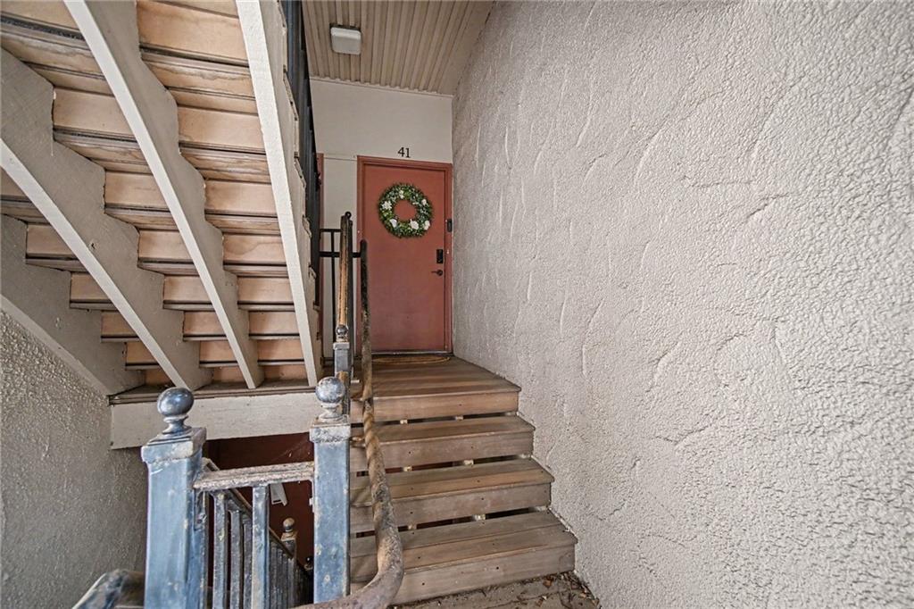 1111 W 46th Street Property Photo 17