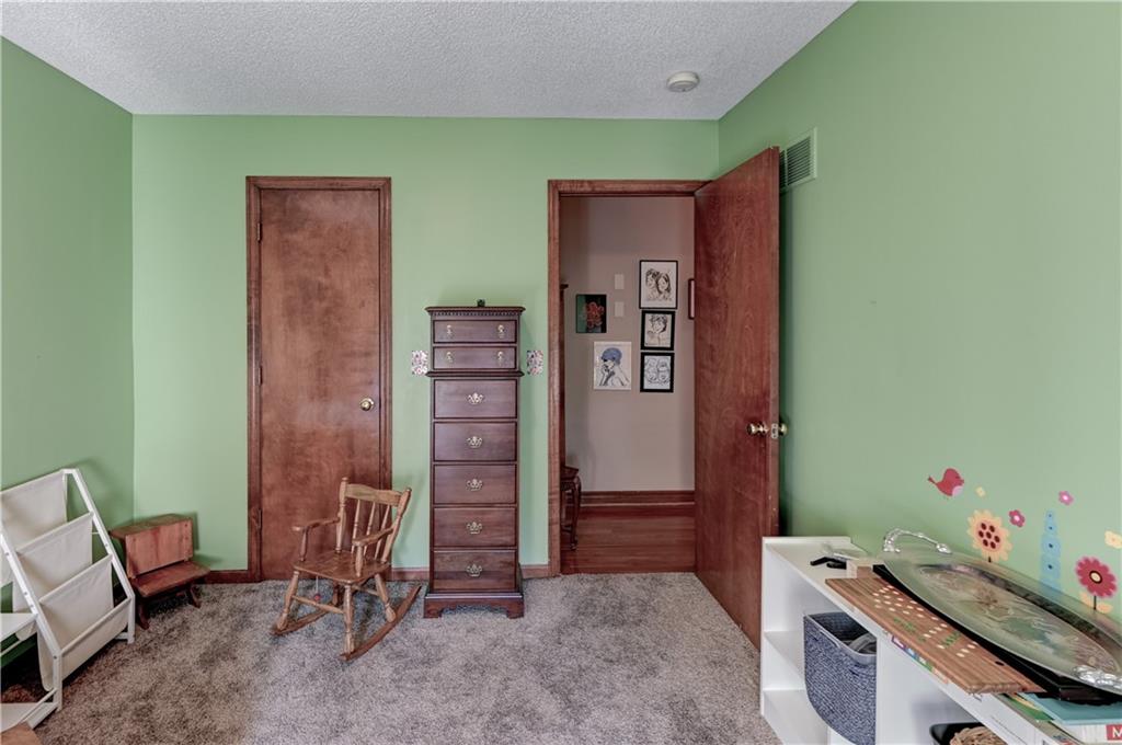 17575 W 111th Court Property Photo 28