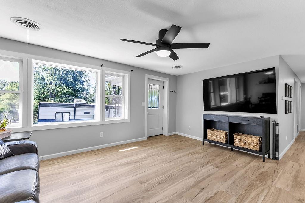 103 E Vassar Street Property Photo 7