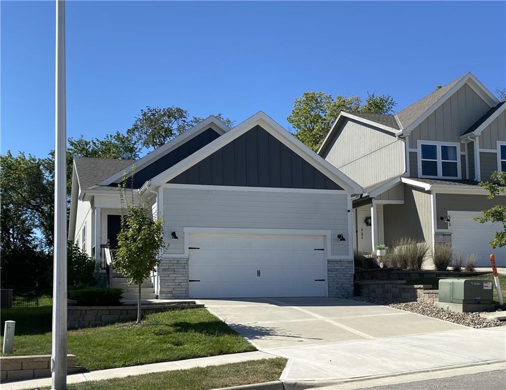 511 Hampstead Drive Property Photo 1