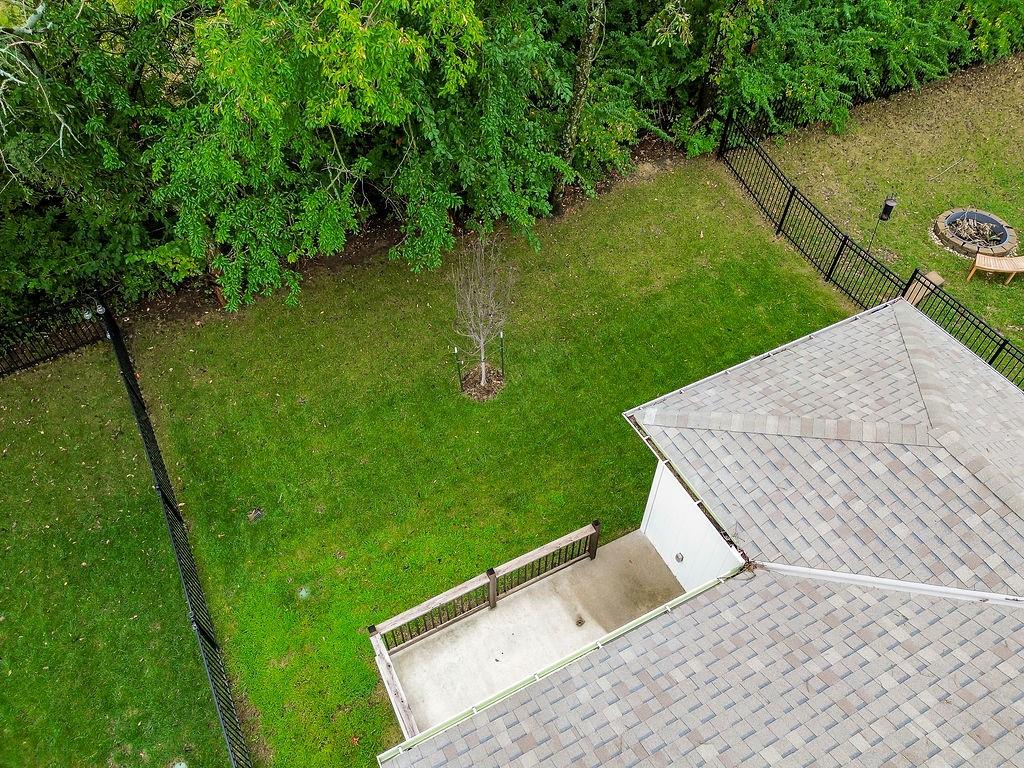 511 Hampstead Drive Property Photo 36