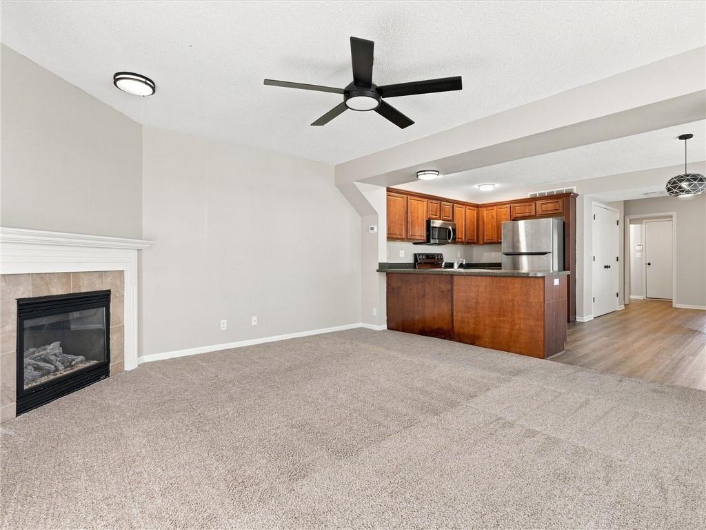 4371 Ne 83rd Terrace Property Photo 4