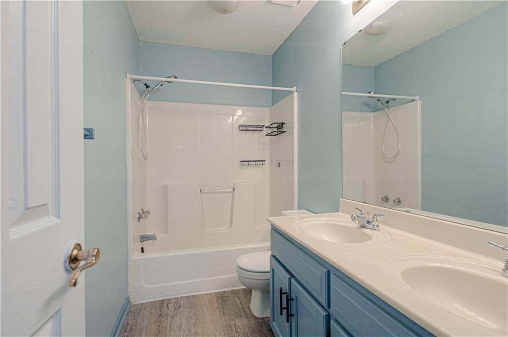 620 Meadowlark Road Property Photo 26
