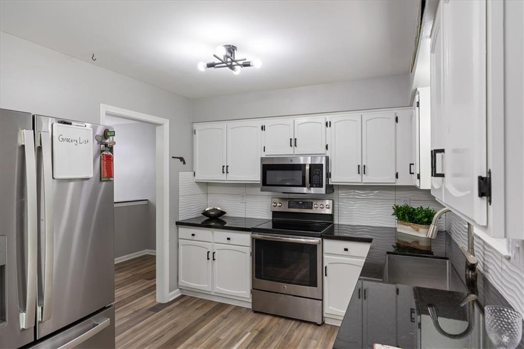 3916 S Crackerneck Road Property Photo 10