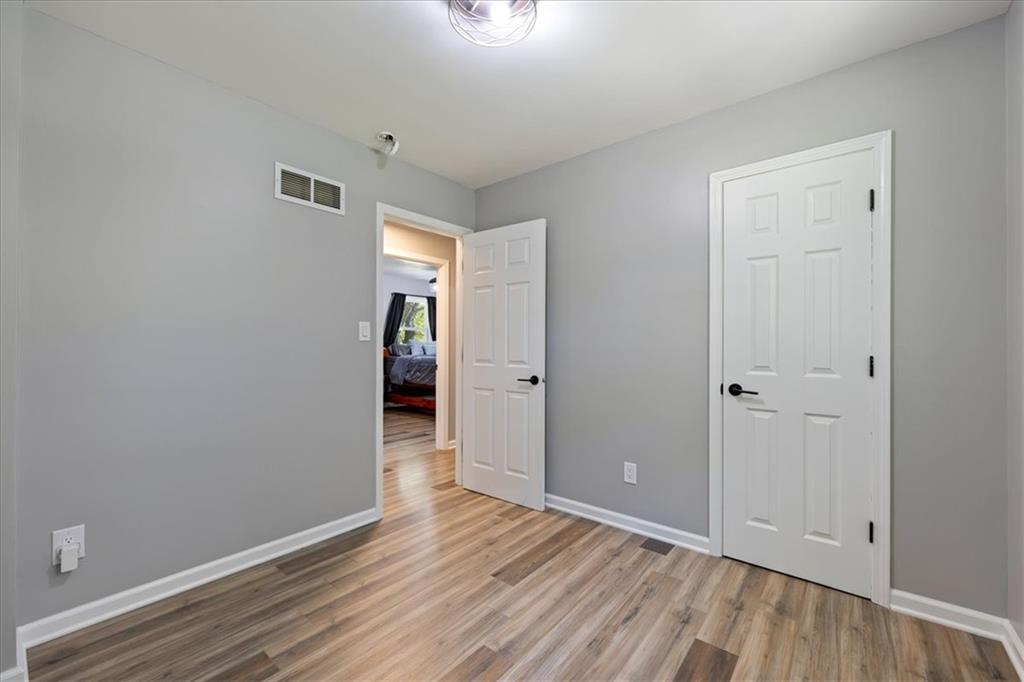 3916 S Crackerneck Road Property Photo 15