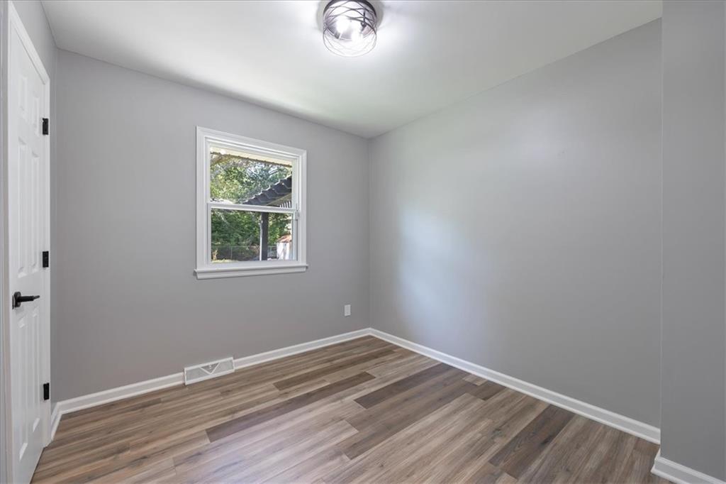3916 S Crackerneck Road Property Photo 16