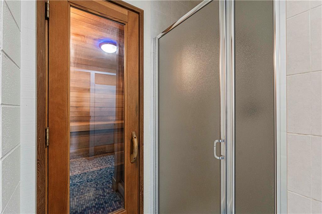 600 E 8th Street Property Photo 29