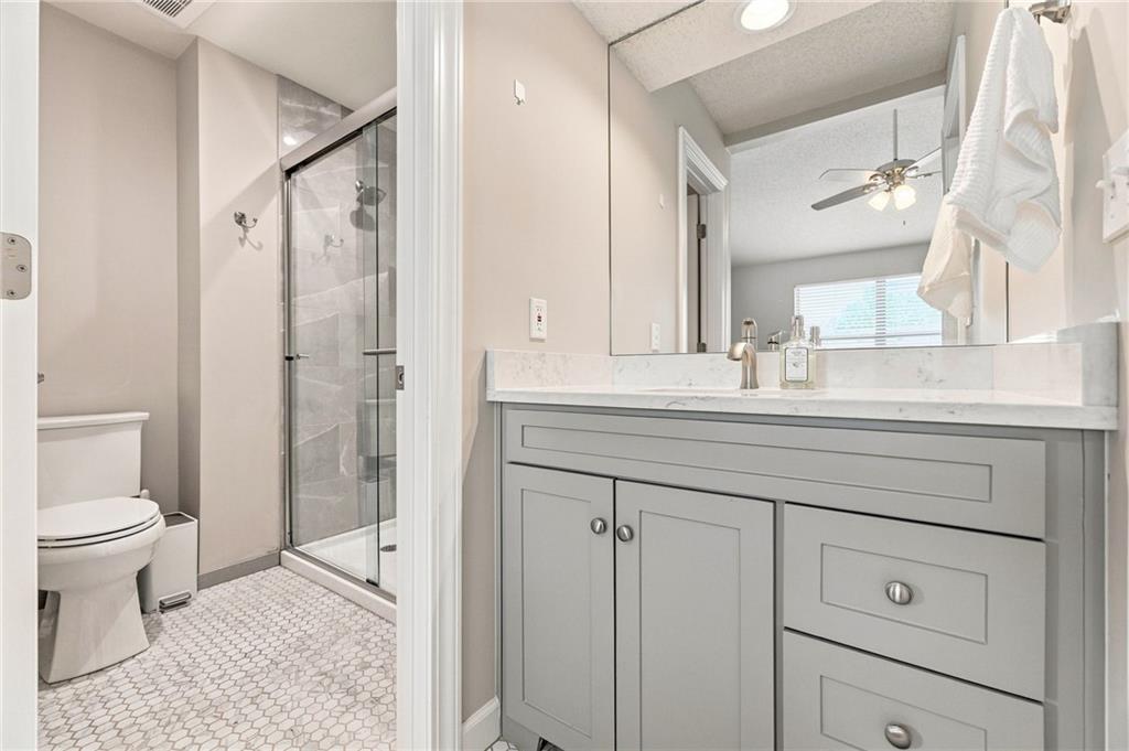 8885 W 106th Terrace Property Photo 17